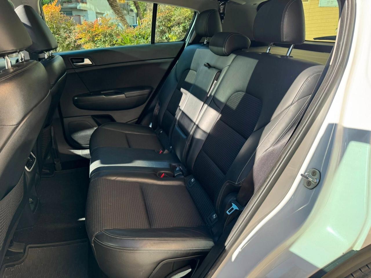 KIA SPORTAGE 1.7 CRDI 115 CV TETTO+CERCHI+RETROCAMERA