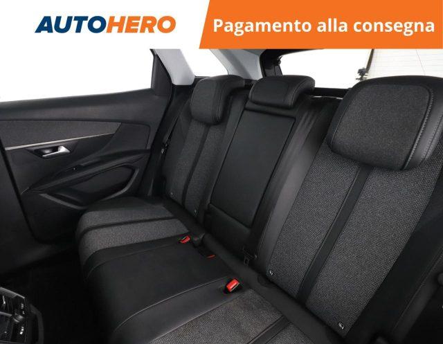 PEUGEOT 3008 BlueHDi 130 S&S Allure