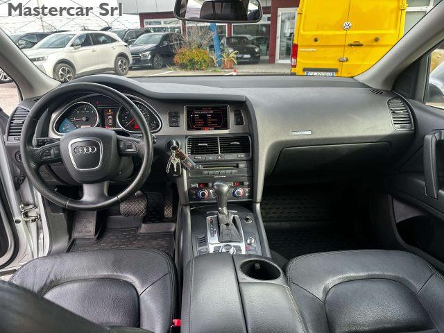AUDI Q7 Q7 I 2006 3.0 V6 tdi quattro tiptronic DE836NF