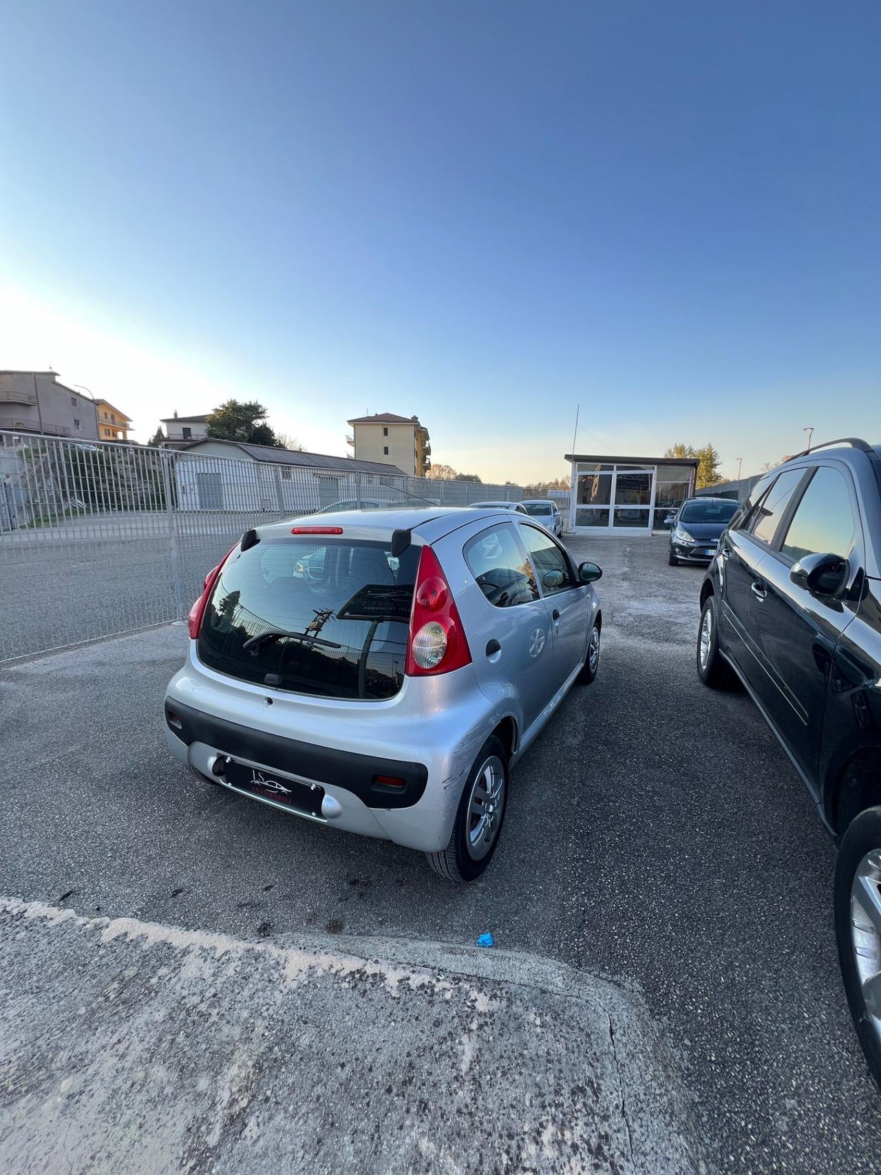 Peugeot 107 1.0 68CV 5p. Desir