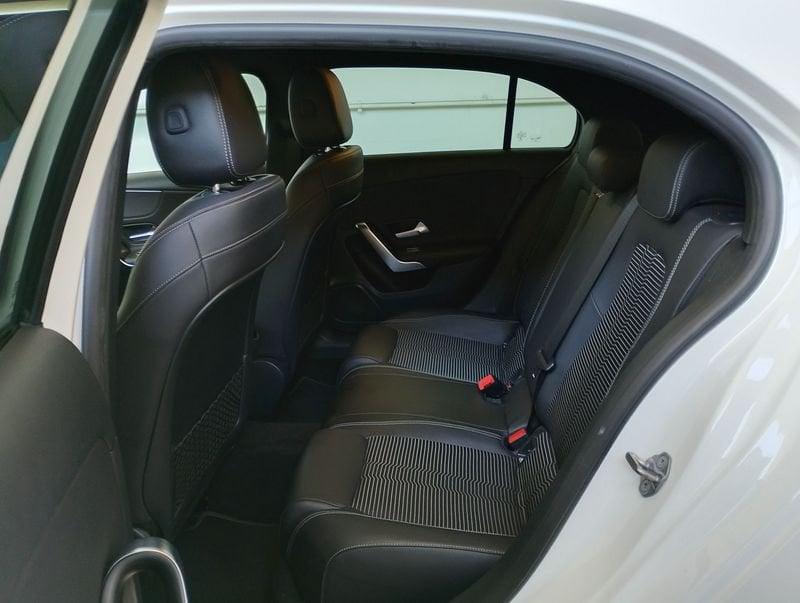 Mercedes-Benz Classe A A 180 d Automatic Premium TUA DA 229,00 AL MESE