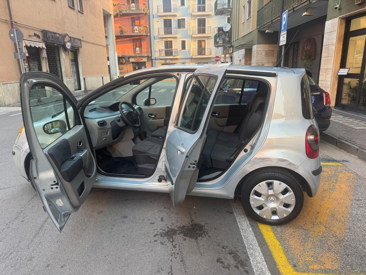 Renault Modus 15 dCi Diesel 1461cc 48kw 65cv