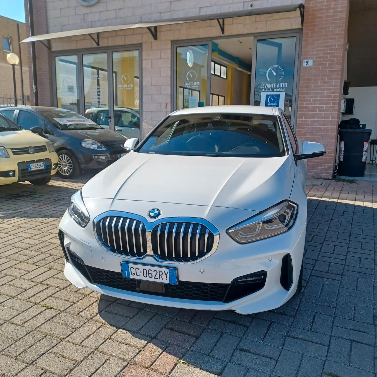 76558KM BMW SERIE 1 1.5 MSPORT AUTOM PERFETTO