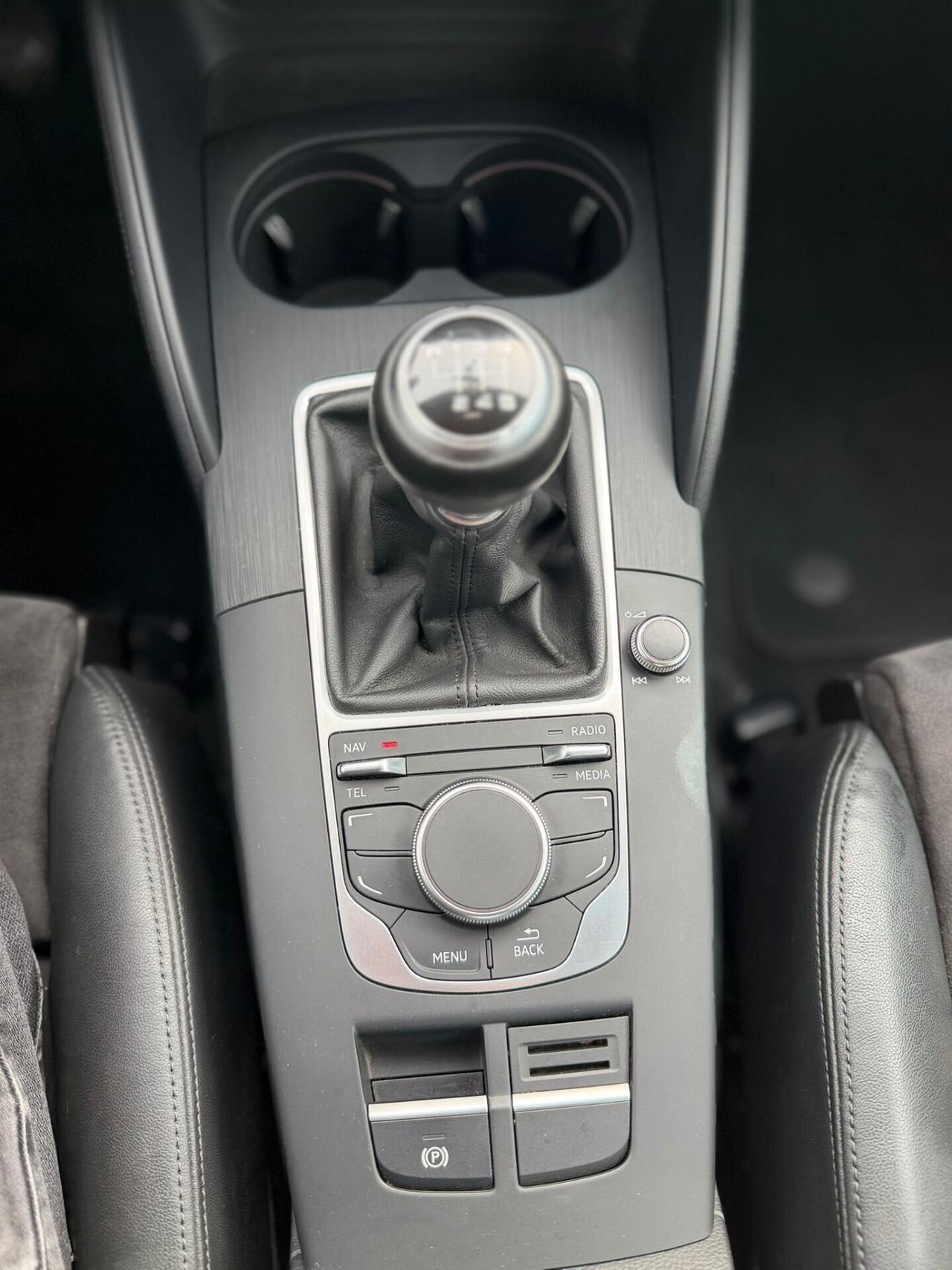 Audi A3 Sedan 1.4 TFSI COD ultra Ambiente