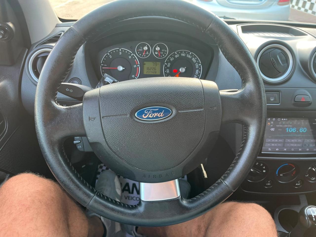 Ford Fiesta 1.4 TDCi 5p. Titanium 2008