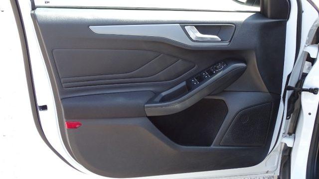 FORD Focus 1.5 EcoBlue 120cv automatico SW Business, Garanzia