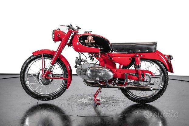 Rarissimo motobi bicilindrica