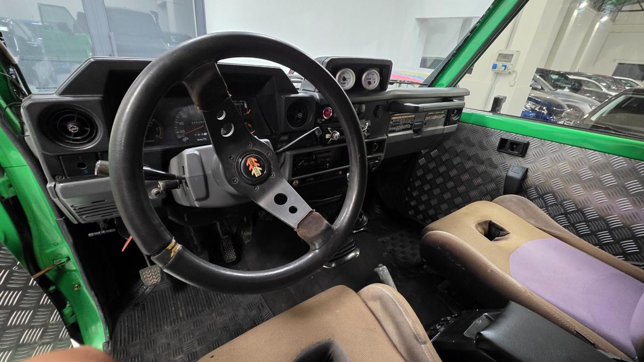 Toyota Land Cruiser II 2.4 turbodiesel SW LJ70