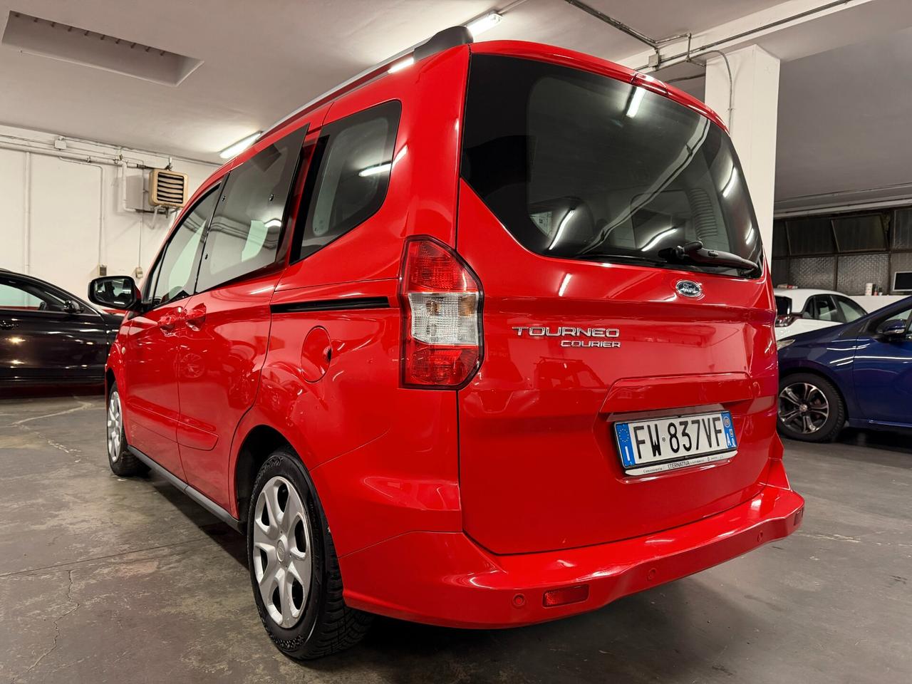Ford Tourneo Courier 1.0 EcoBoost 100 CV Plus