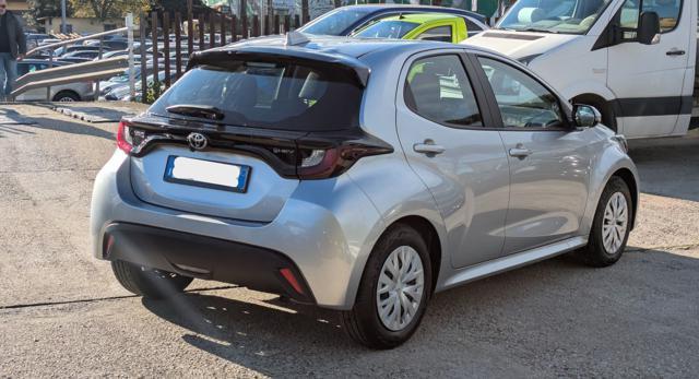 TOYOTA Yaris HYBRID 1.5h 92cv