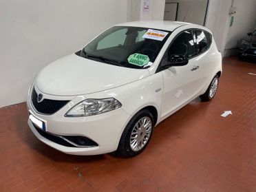 Lancia Ypsilon 1.2 69 CV 5 porte Gold