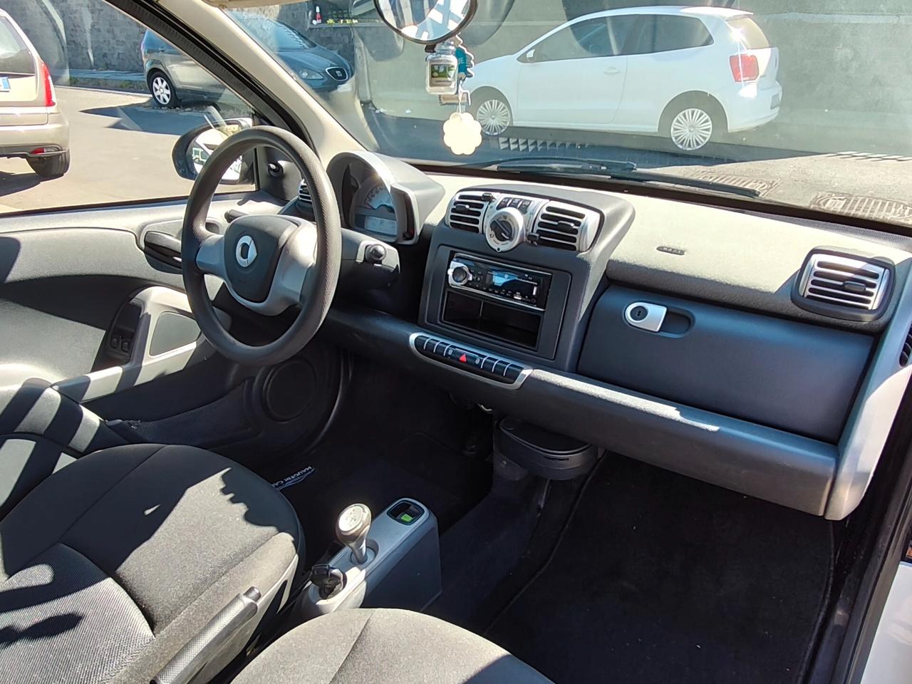 Smart ForTwo 1000 52 kW MHD coupé pure