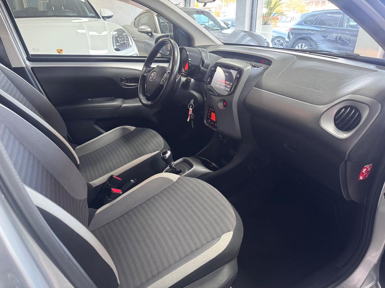 Toyota Aygo X Play Connect 1.0 VVT-i #8919