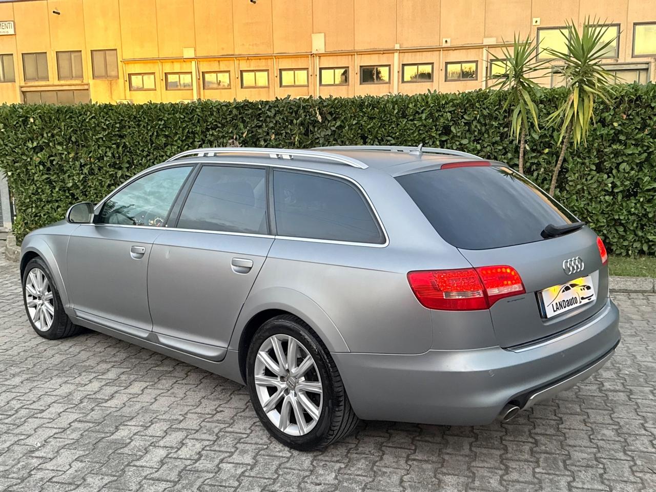 Audi A6 ALLROAD 3.0 V6 TDI 240 CV 4x4 QUATTRO