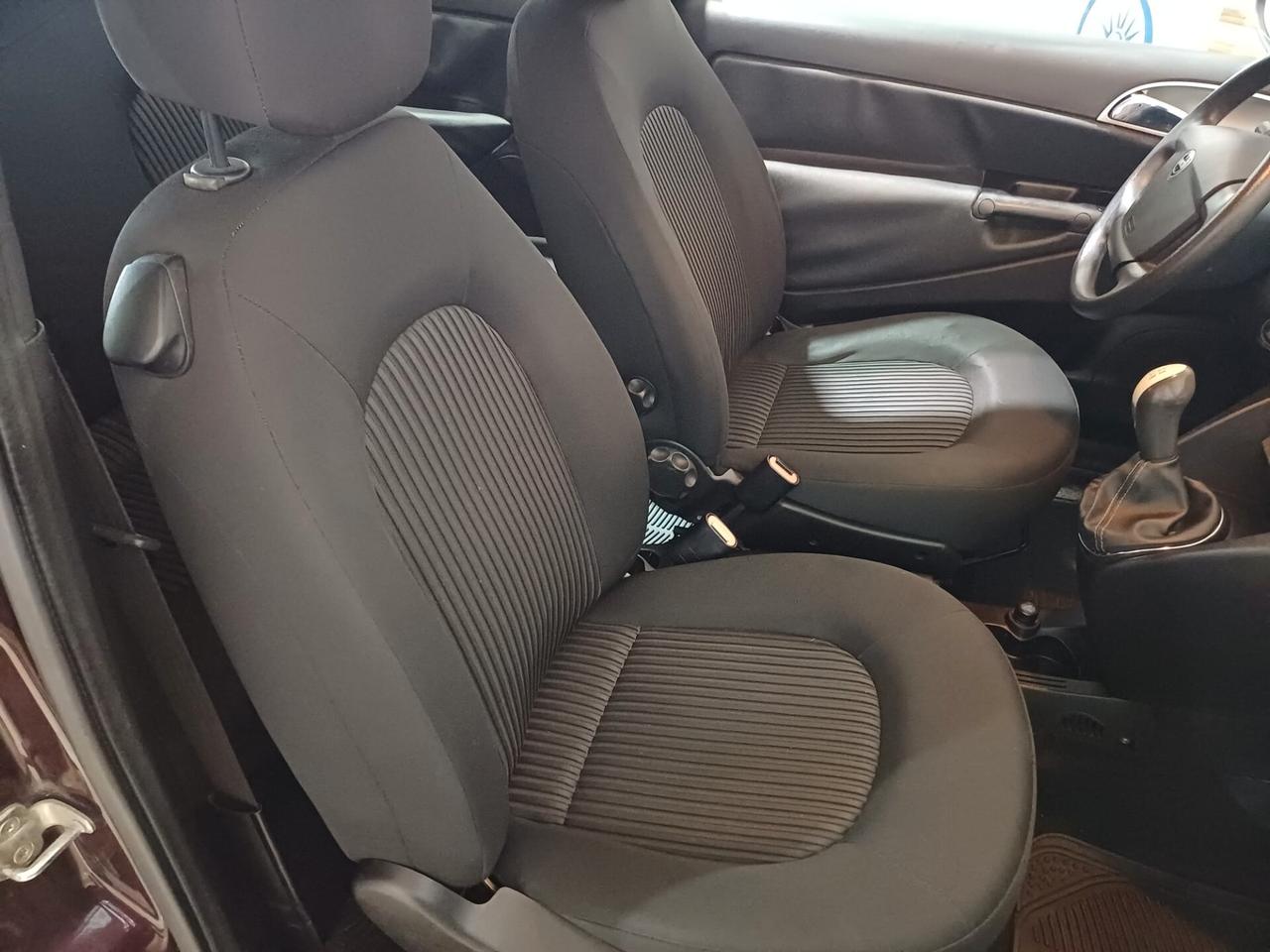 Lancia Ypsilon 1.3 MJT BELLISSIMA - 2011