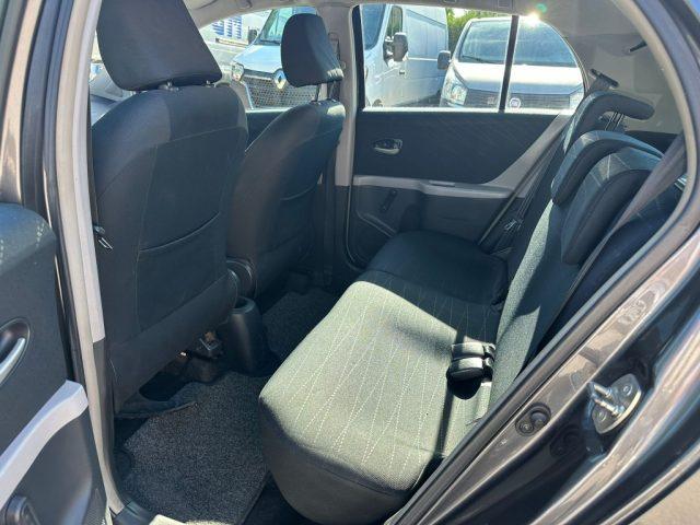 TOYOTA Yaris 1.3 5 porte Sol