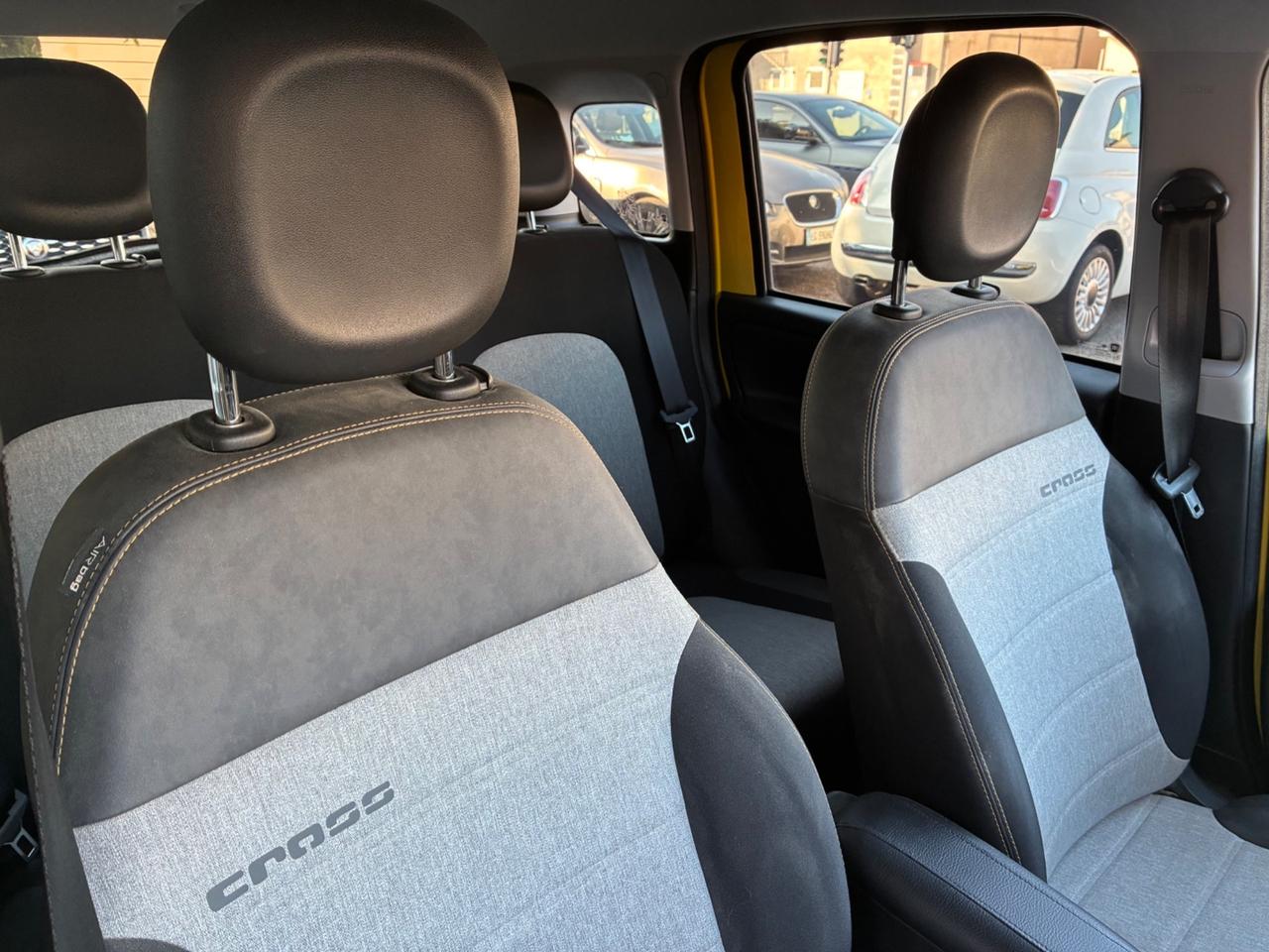 Fiat Panda 1.0 Hybrid City Cross 70cv