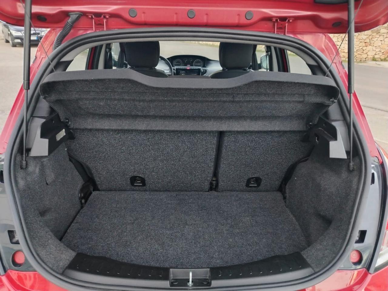 Lancia Ypsilon 1.2 5 porte GPL Ecochic Gold