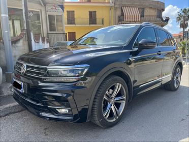 Volkswagen Tiguan 2.0 TDI SCR DSG 4MOTION Sport BMT