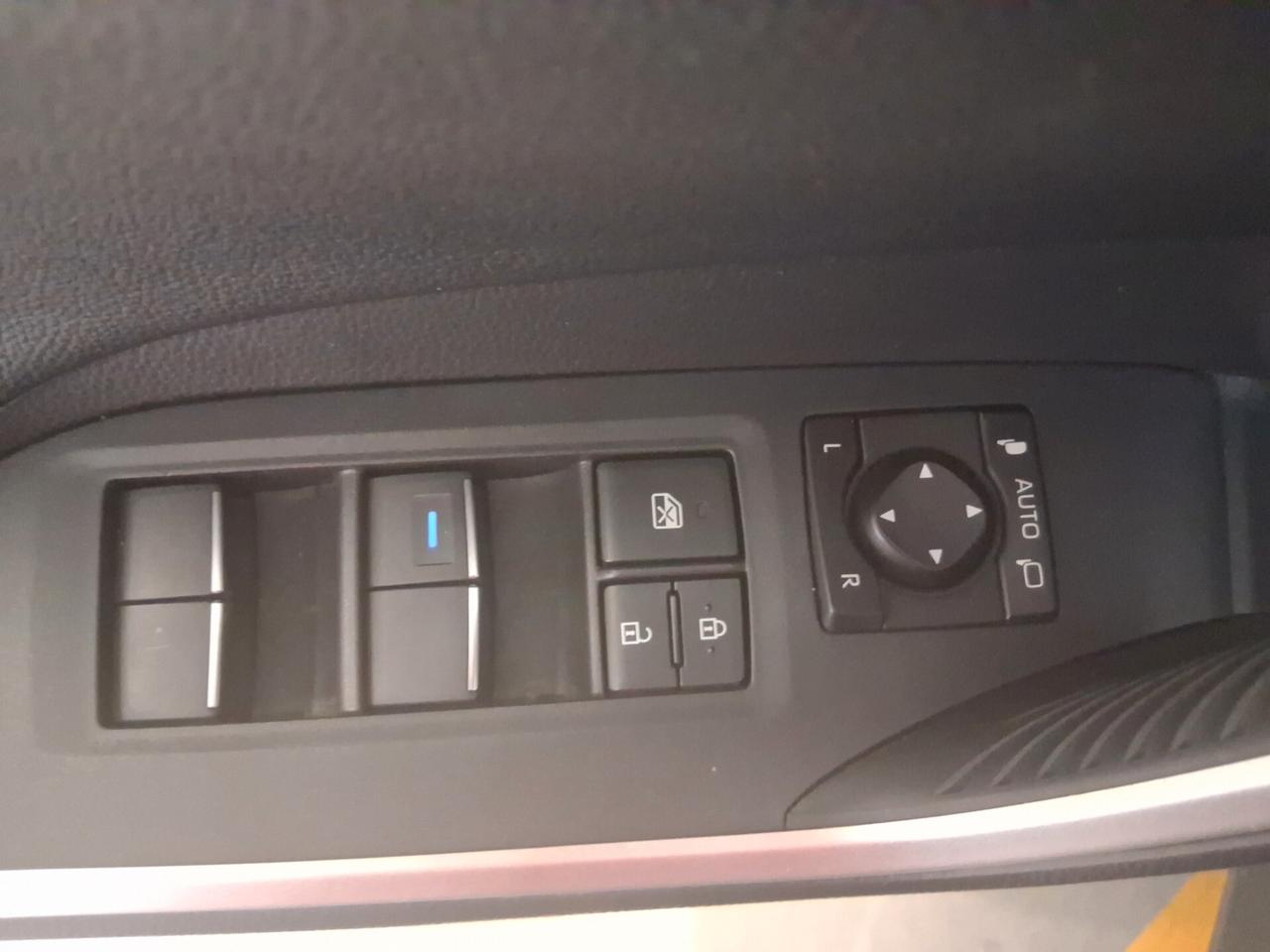 Toyota RAV 4 RAV4 2.5 HV (218CV) E-CVT 2WD Dynamic