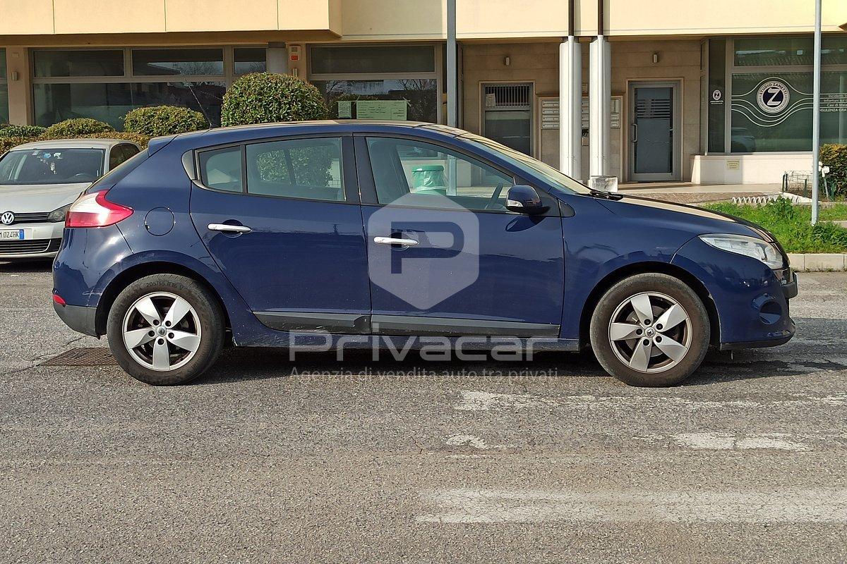 RENAULT Mégane 1.5 dCi 110CV Dynamique