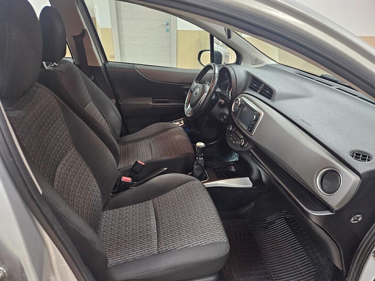 Toyota Yaris 1.4 D-4D 5 porte Lounge