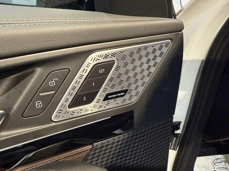 BMW X1 xDrive 23i MSport Edition Signature