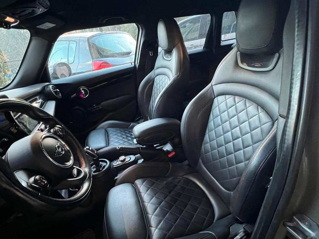 Mini Cooper SD 5p Cooper SD Hype JCW 5p Auto *Promo SD 2026*