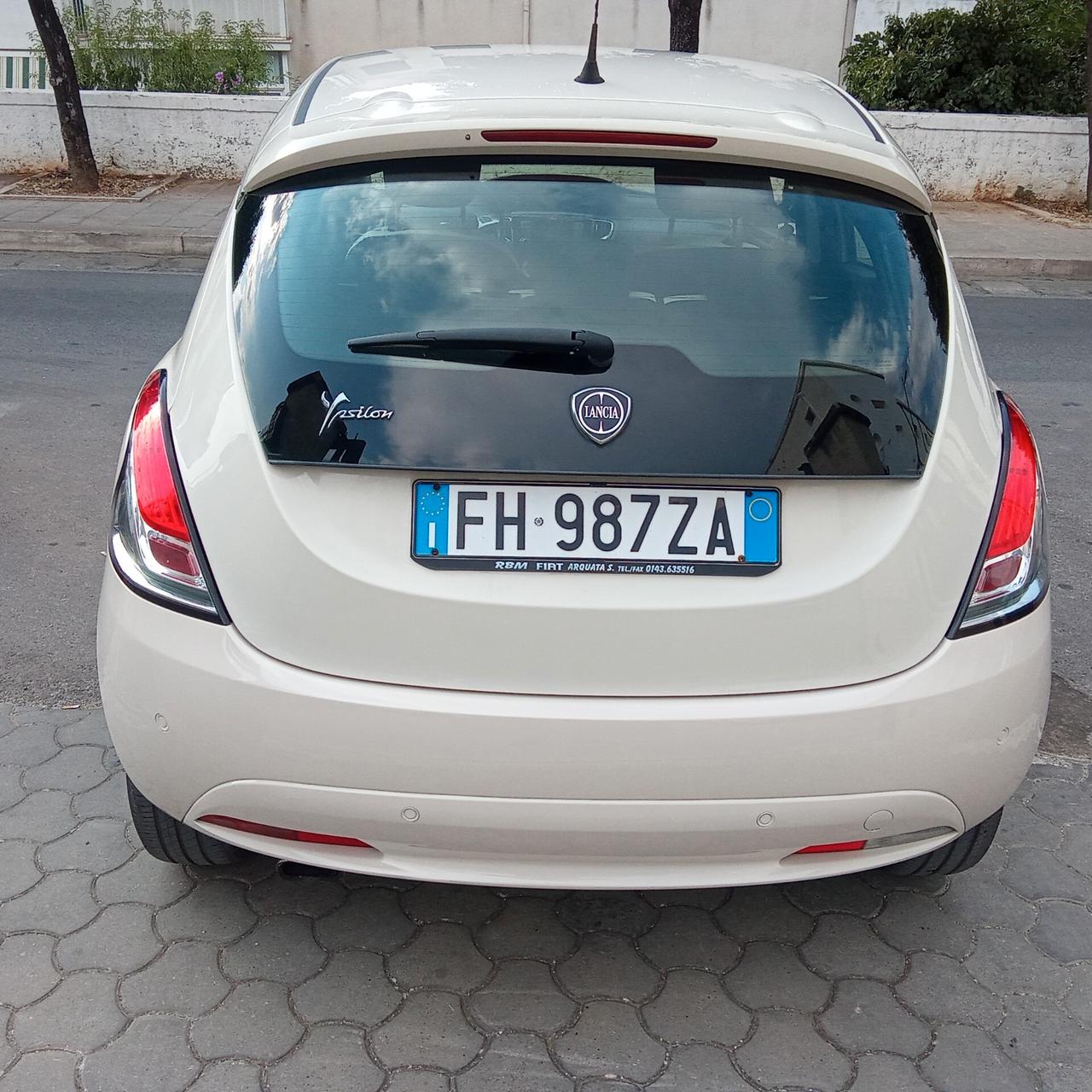 Lancia Ypsilon 1.2 69 CV 5 porte GPL Ecochic Gold