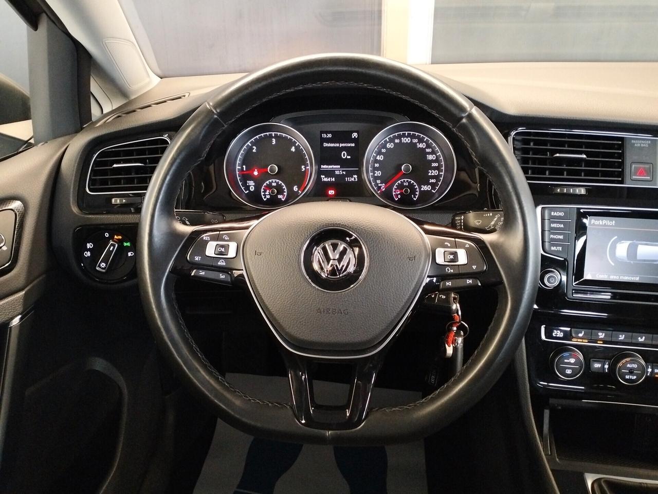 Volkswagen Golf 1.6 TDI Highline BlueMotion Technology - NEOPATENTATI