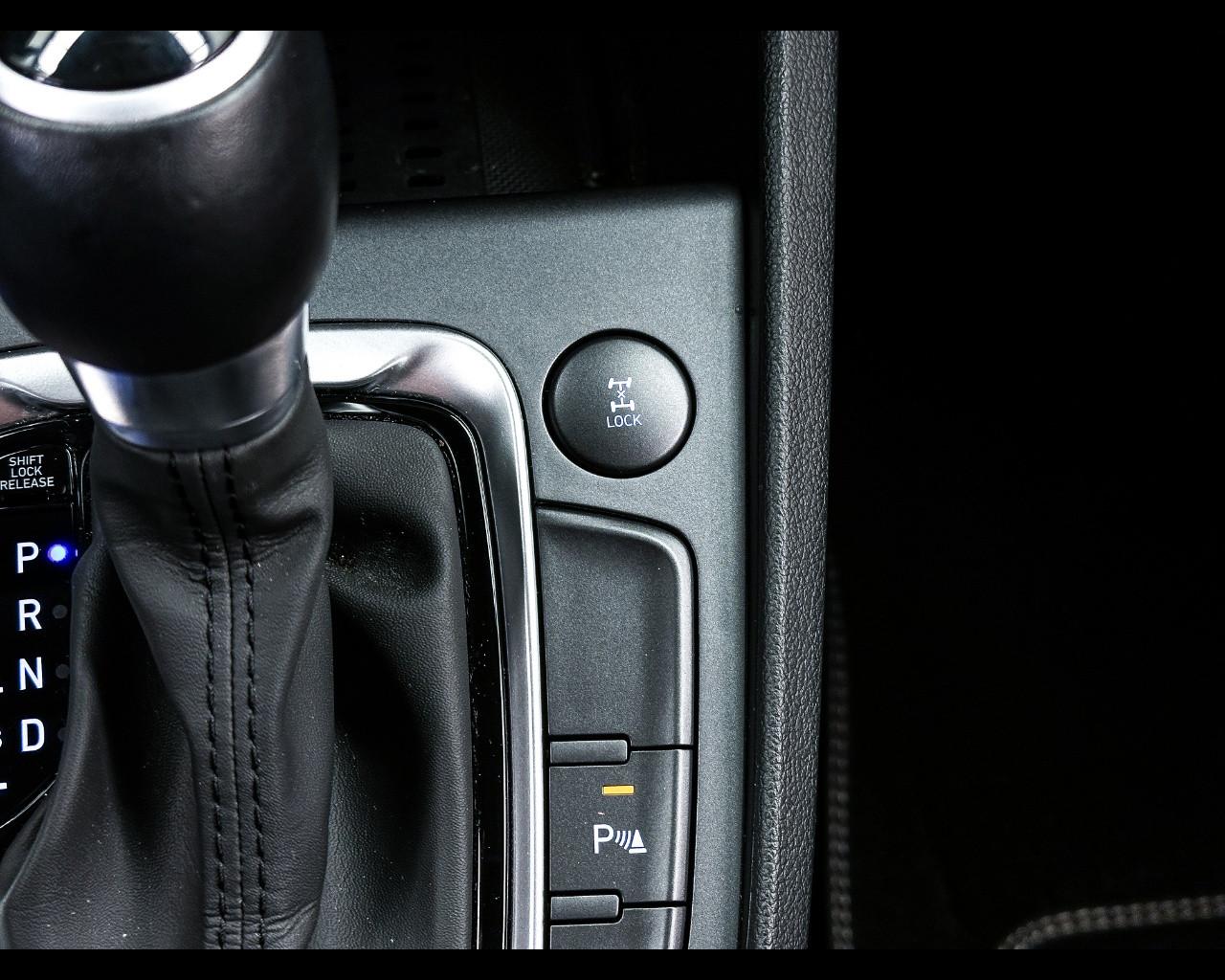 HYUNDAI Kona 1.6 CRDI 4WD Hybrid 48V DCT XLine