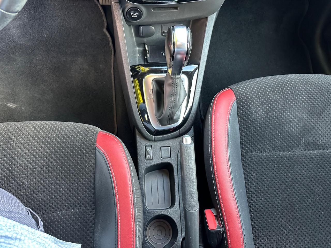 Renault Clio dCi 8V 90CV EDC Start&Stop 5 porte Energy Intens