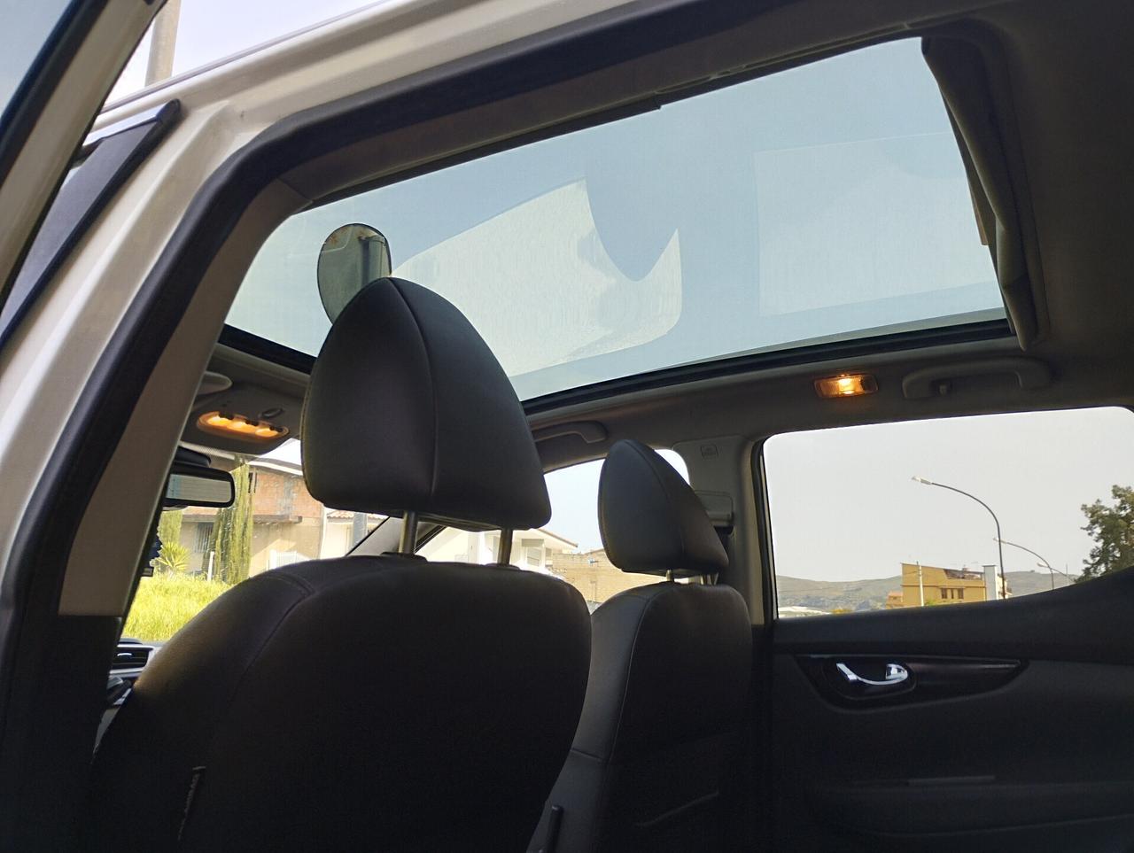 Nissan Qashqai 1.6 dCi DPF Tekna Automatica