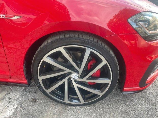 Volkswagen Golf GTI Performance 2.0 245 CV TSI DSG