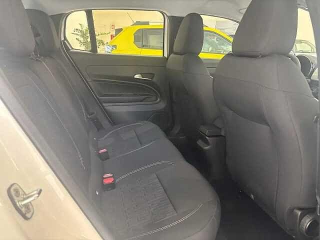 Fiat 600 Hybrid Hybrid 100 CV DCT MHEV