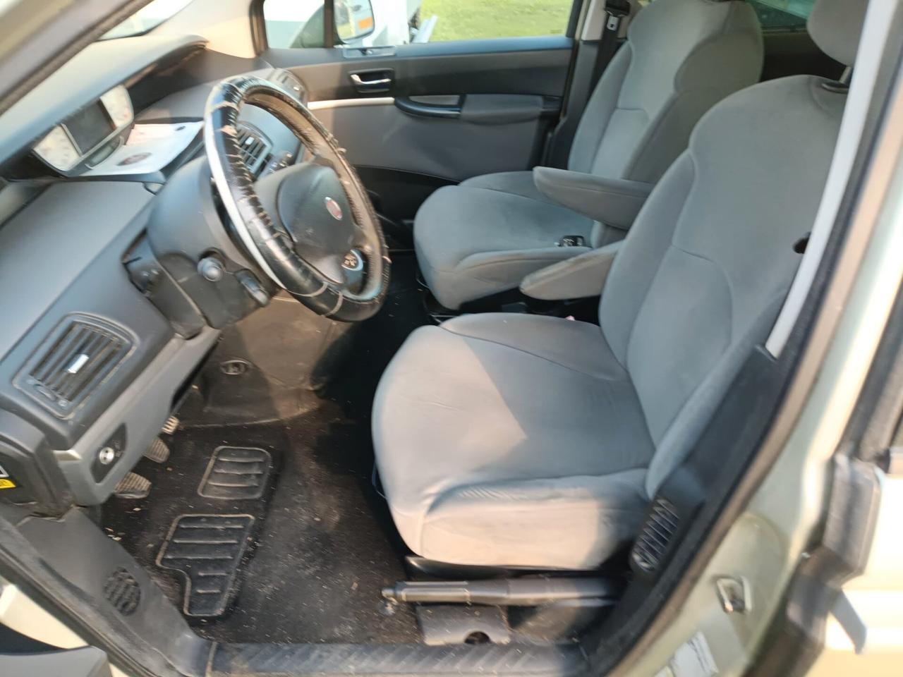 Fiat Ulysse 2.2 MJT Emotion