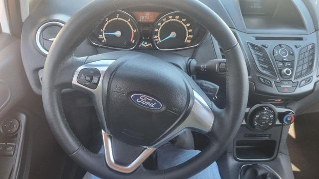 FORD Fiesta 1.5 TDCi 75CV 5 porte Titanium