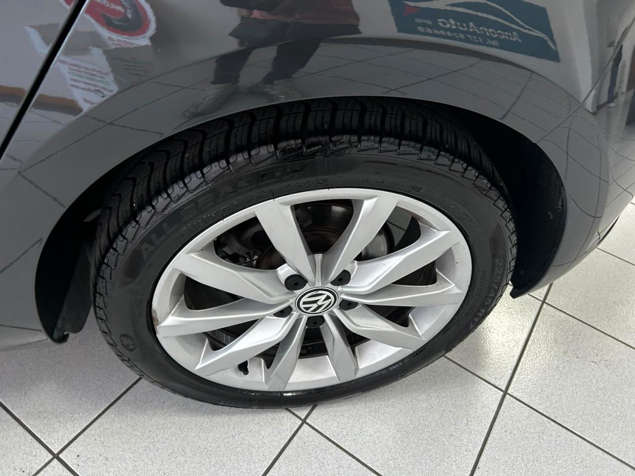 VW Golf 7.5 X NEOPATETATI 1.6D 2019