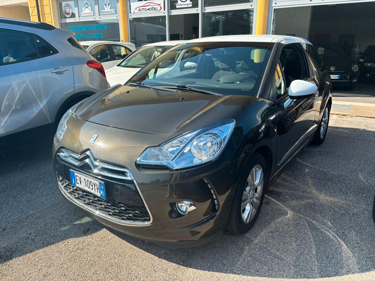 DS3 1.2 - 82cv anno 2014 con 144.889 km OK NEOPATENTATI