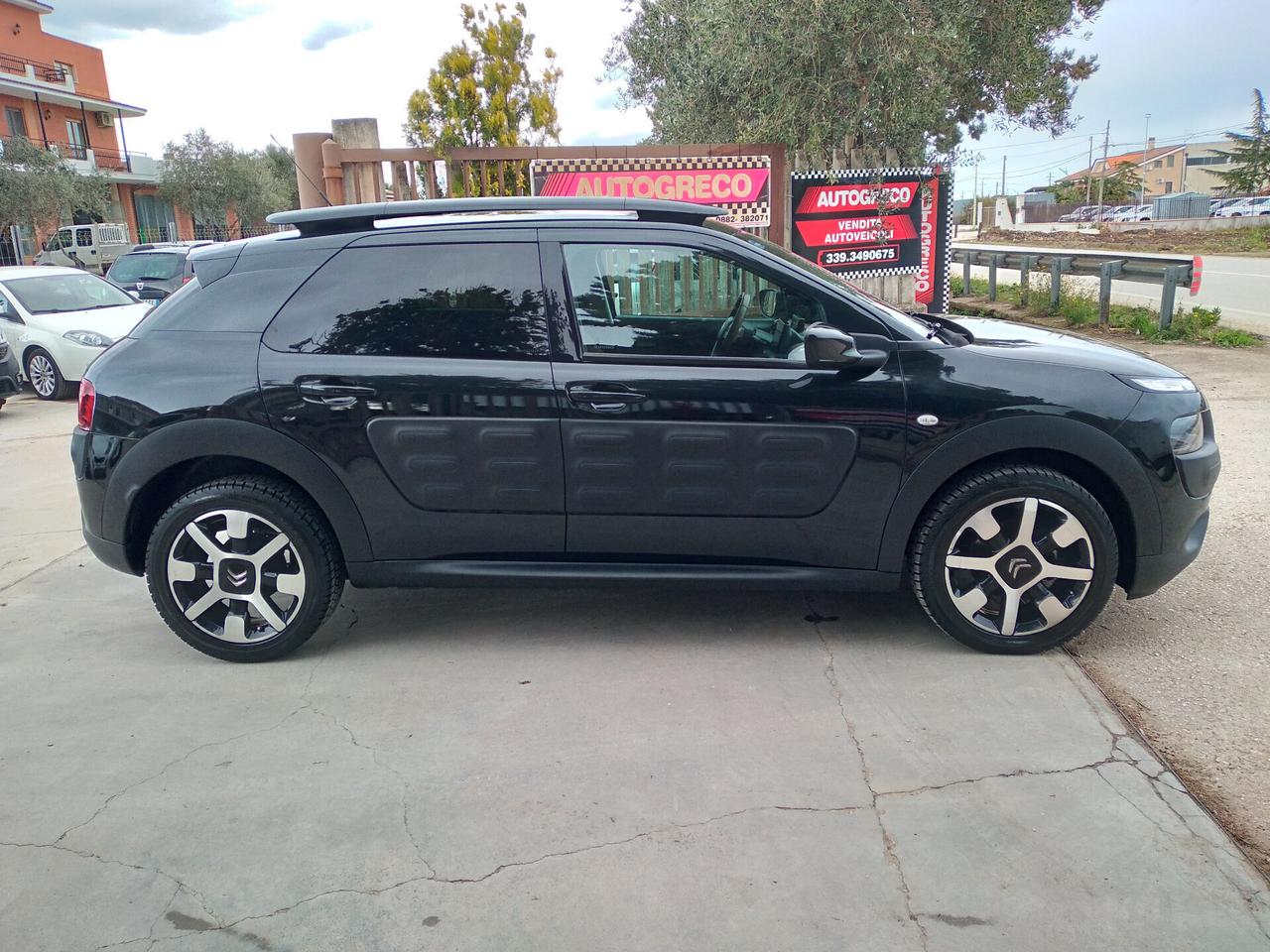 Citroen C4 Cactus BlueHDi 100 Shine