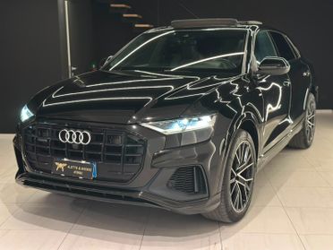 Audi Q8 50 TDI 286 CV quattro 3x S Line Full 2020