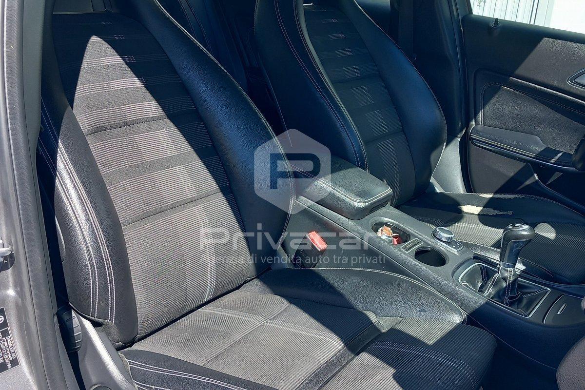 MERCEDES GLA 180 d Sport