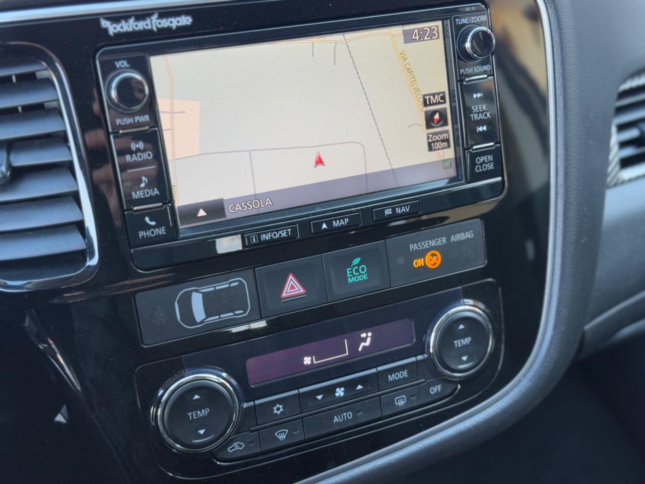 Mitsubishi Outlander 2.2 DI-D 4x4 7p Navi