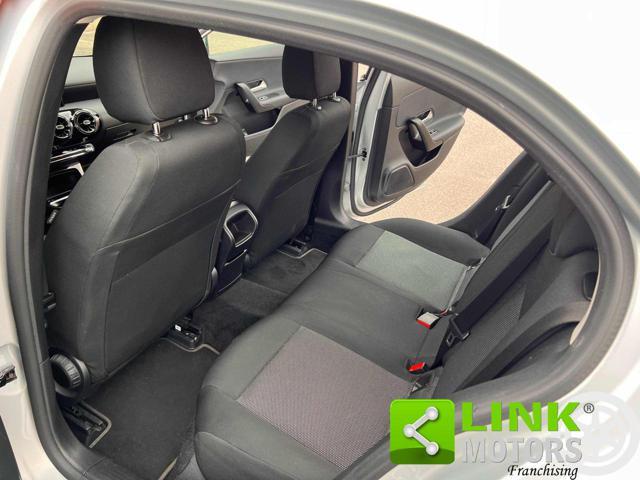 MERCEDES-BENZ A 160 d Business