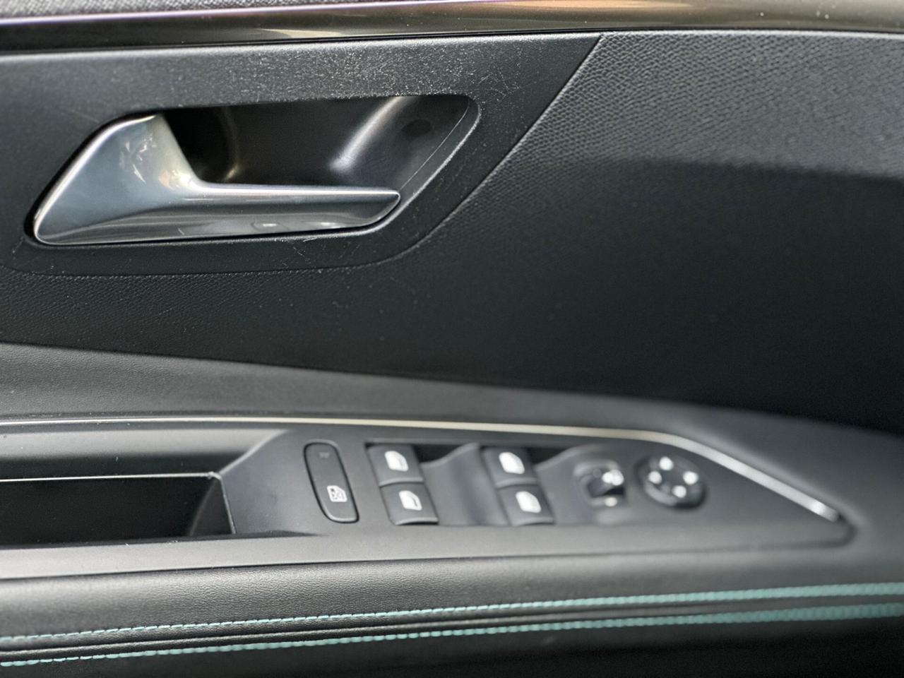 Peugeot 3008 BlueHDi 130CV EAT8 Allure Pack