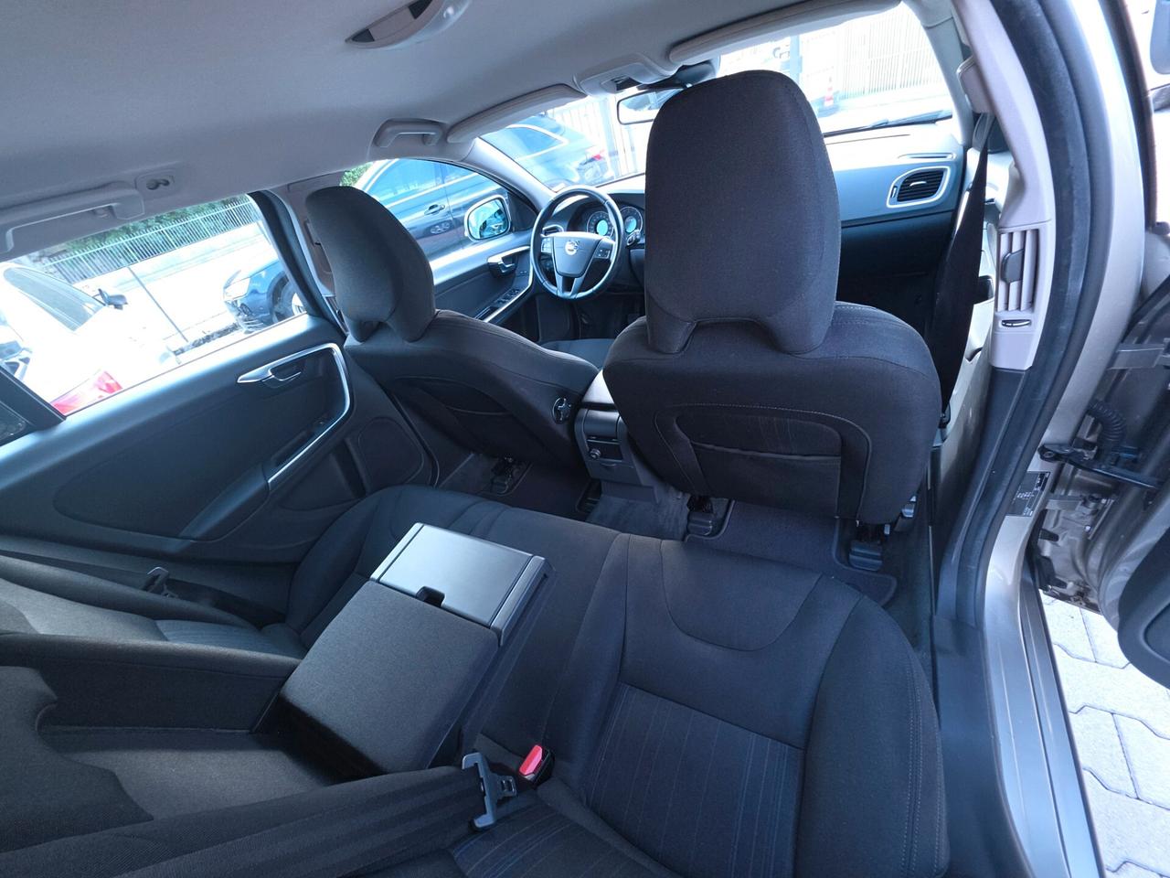 Volvo V60 D2 1.6 115cv Drive perfetta e garantita 12M