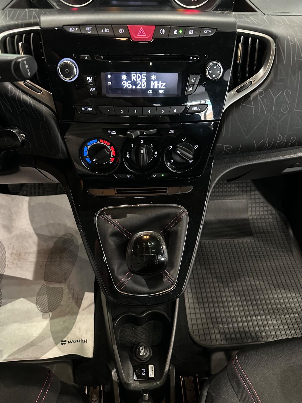 Lancia Ypsilon 1.2 69 CV 5 porte GPL Ecochic Elefantino