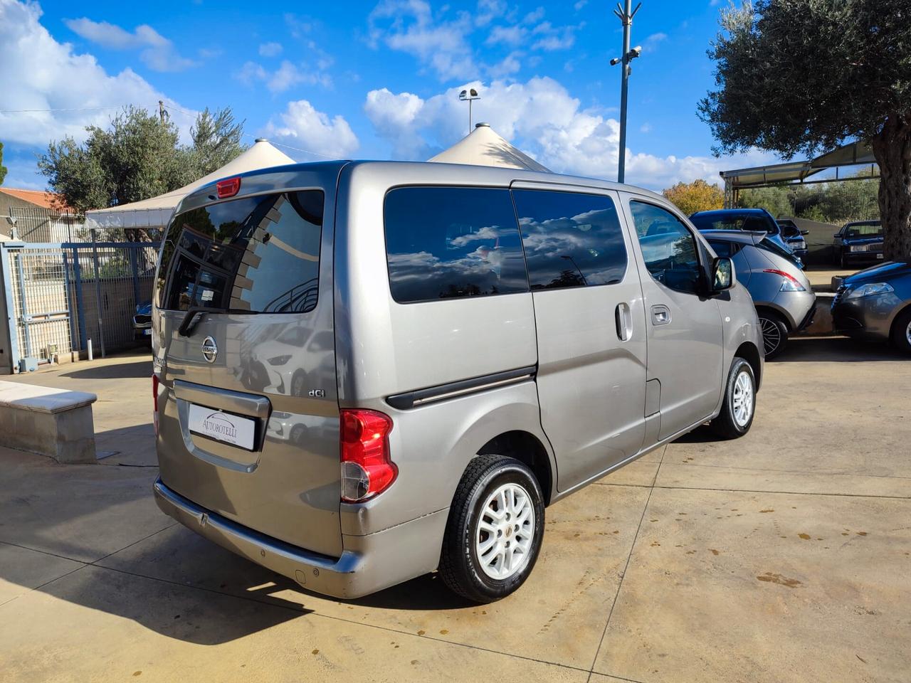 Nissan NV200 1.5 dCi 110CV Combi Efficient con pedana disabili