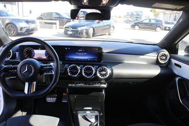 MERCEDES-BENZ A 180 d Automatic AMG Line Premium