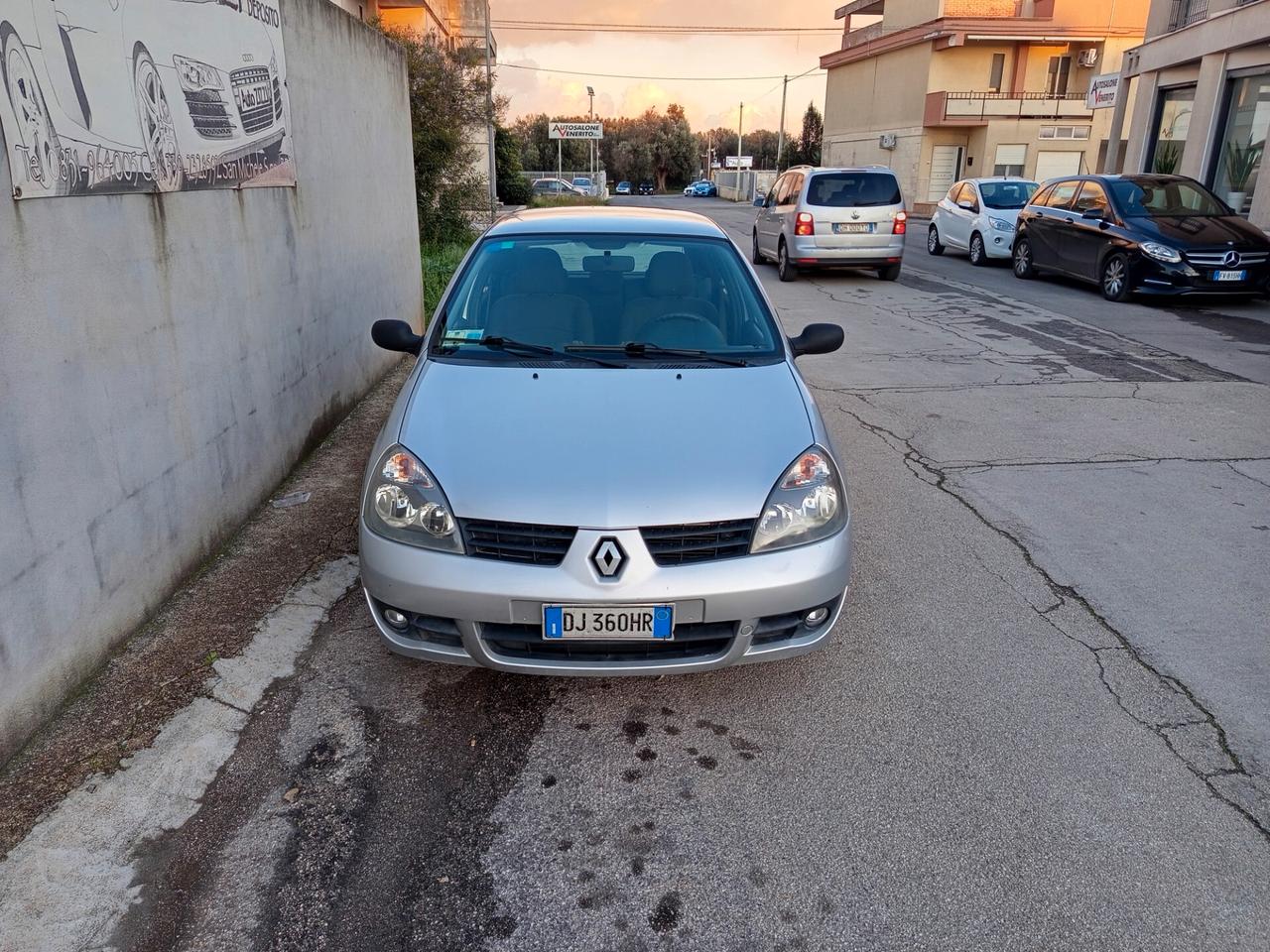 Renault Clio Storia 1.2 5 porte GPL Confort